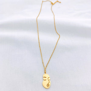 FACE GOLD NECKLACE