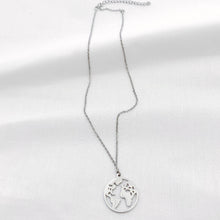Carica l&#39;immagine nel visualizzatore di Gallery, WORLD NECKLACE
